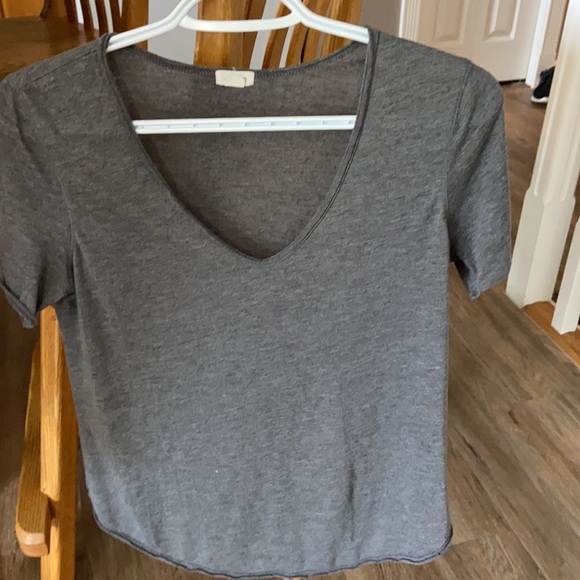 Grey light t shirt - Picture 2 of 3